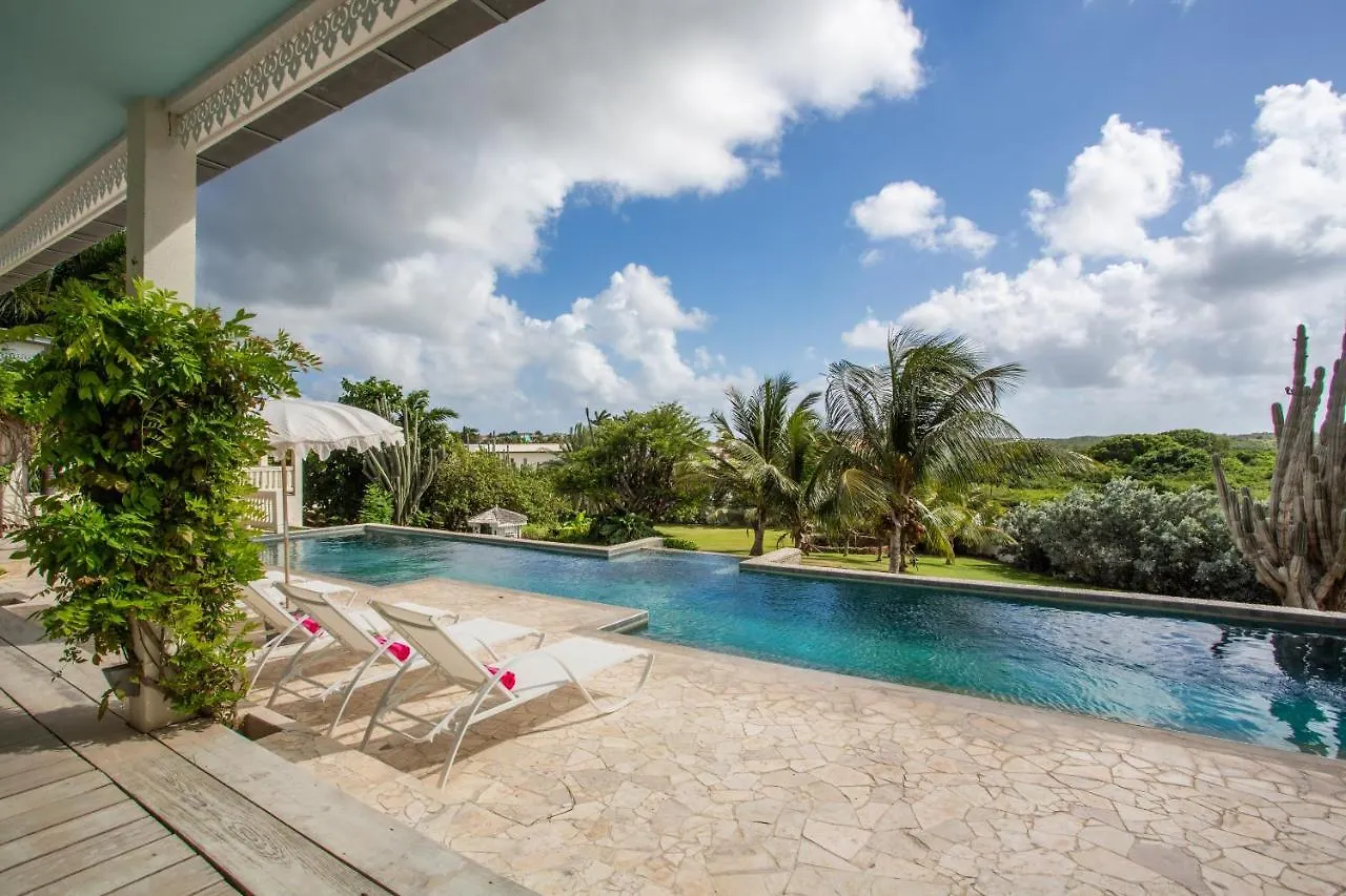A Beautiful Villa Curacao With Large Pool And Tropical Garden Jan Thiel