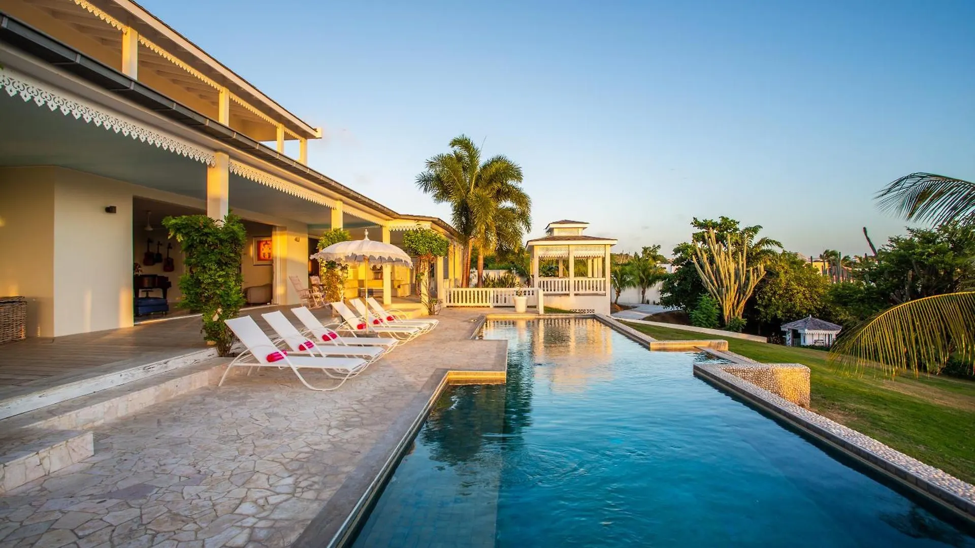 Jan Thiel A Beautiful Villa Curacao With Large Pool And Tropical Garden קוראסאו
