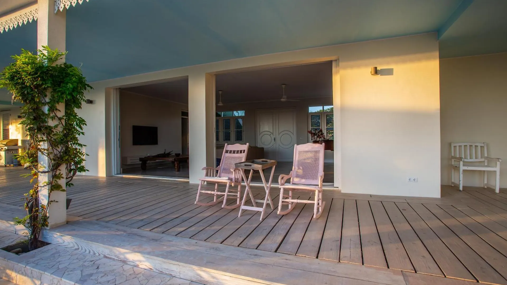 Jan Thiel A Beautiful Villa Curacao With Large Pool And Tropical Garden Jan Thiel